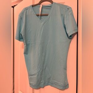 lululemon athletica Light Blue V-Neck Men's Tee NWT